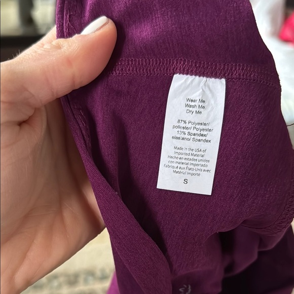 Beyond Yoga Purple Performance Leggings - Picture 5 of 5